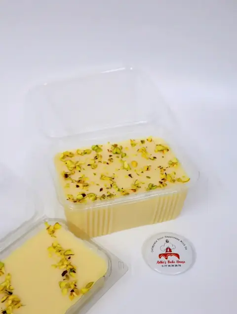Rasmalai cake tub with pistachios